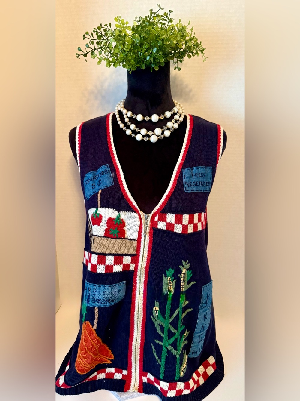Vintage 90’s Navy Embroidered Market Vest